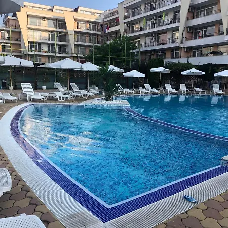 Menada Grand Kamelia Апартамент Слънчев бряг